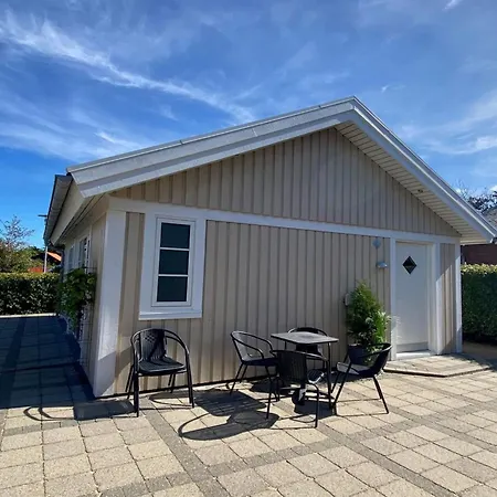 Alwina - 1-5km From The Sea In Nw Jutland By Interhome